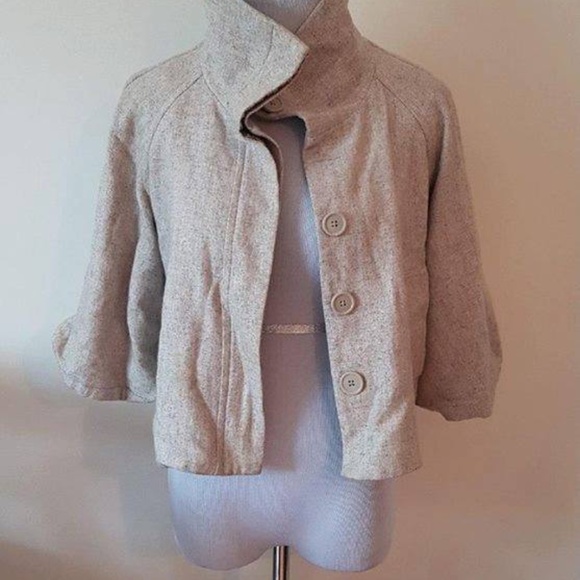 GUESS 3/4 Sleeve Cropped Wool Blend Invisible Button-Up Beige Jacket - Small - Picture 2 of 5